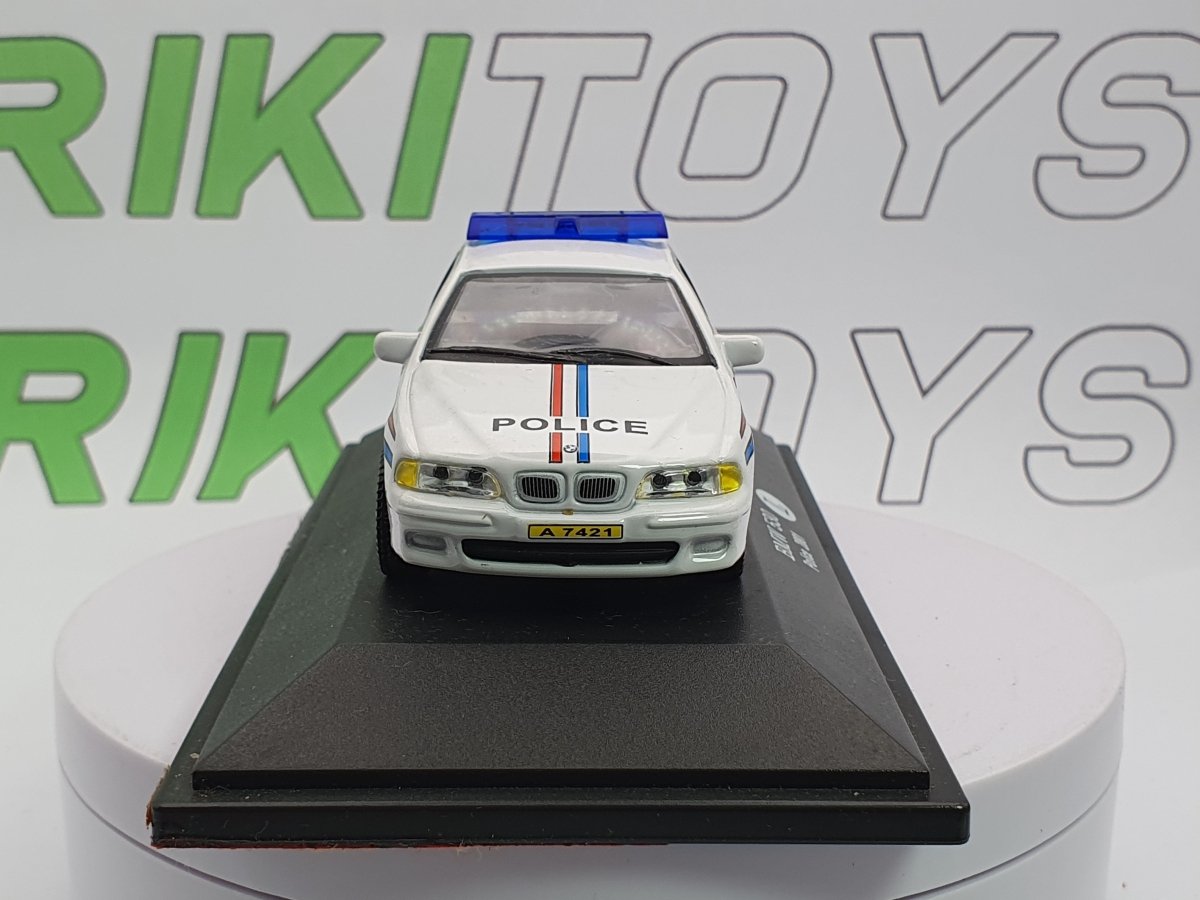 BMW 530 Edicola 1/43 Bianco 2001 - RikiToys - Edicola