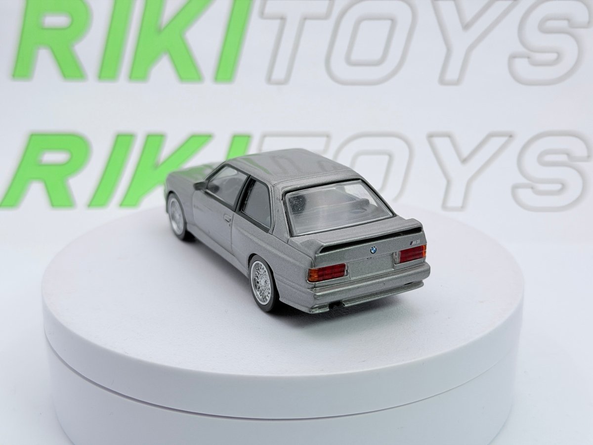 BMW M 3 E 30 Norev 1/43 Grigio metallizzato 1988 - RikiToys - Norev