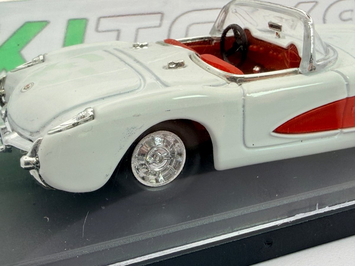 Chevrolet Corvette Road Signature 1/43 Bianco 1957 - RikiToys - Road Signature