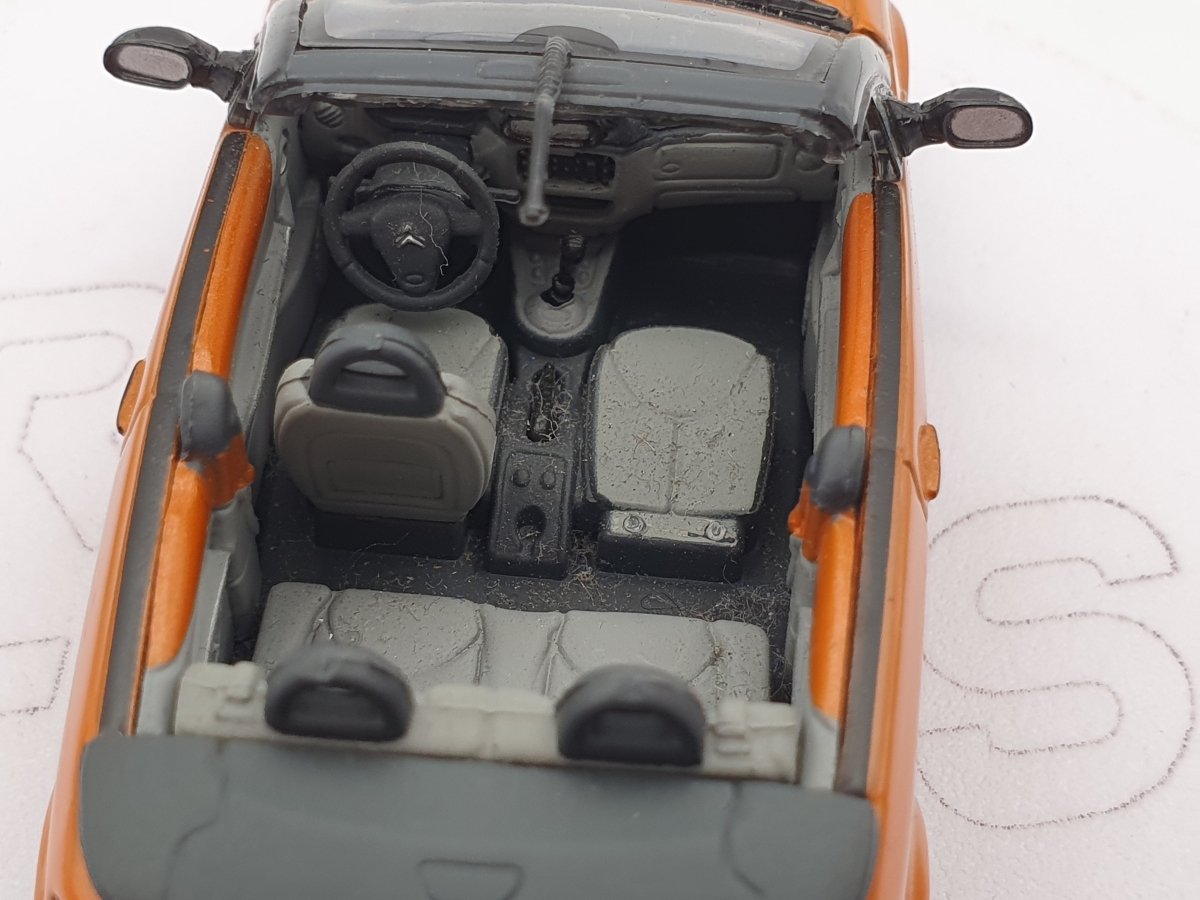 Citroen C3 Pluriel Universal Hobbyes 1/43 - RikiToys - Universal Hobbyes#
