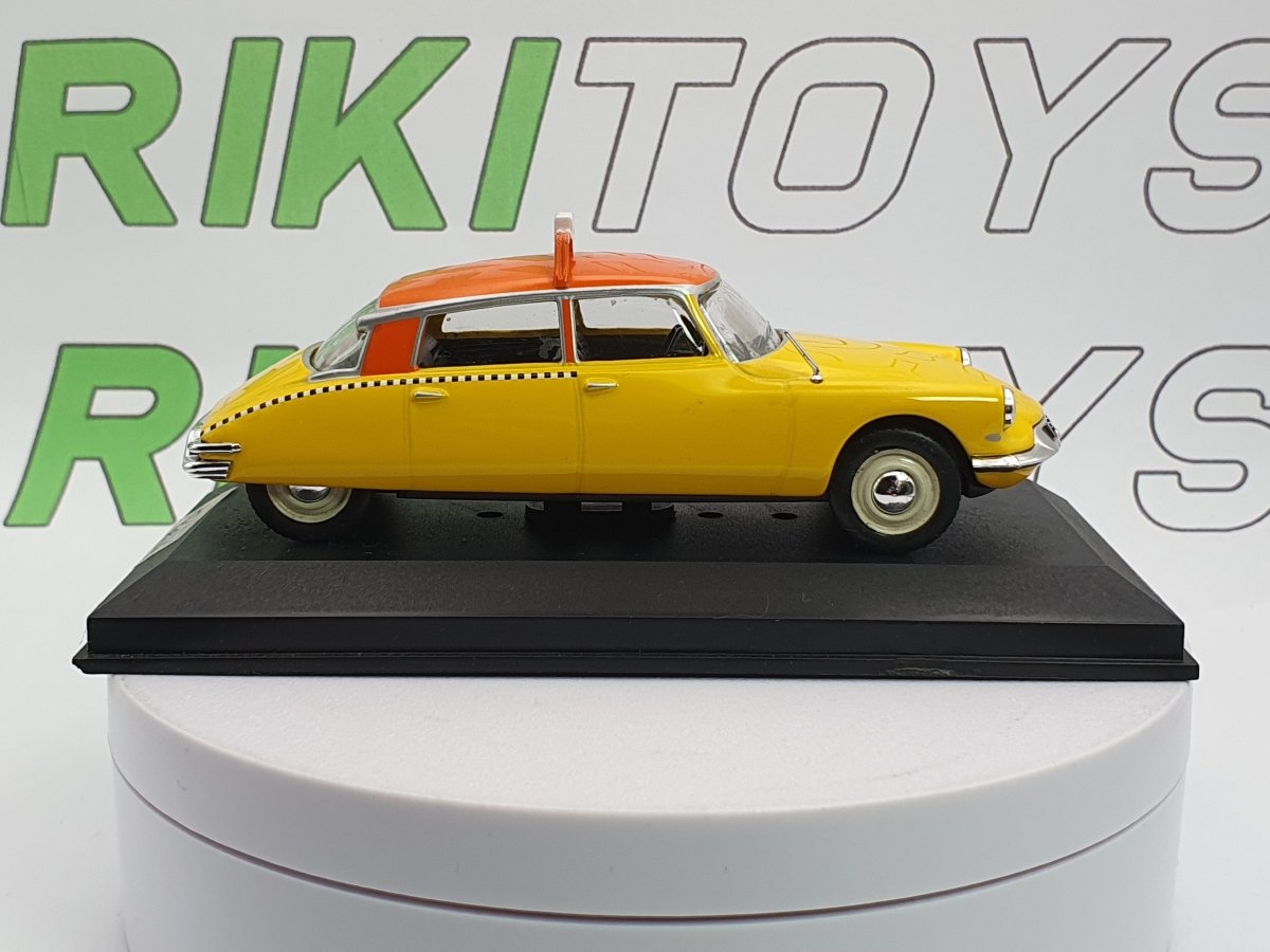 Citroen DS 19 Edicola 1/43 Giallo 1958 - RikiToys - Edicola