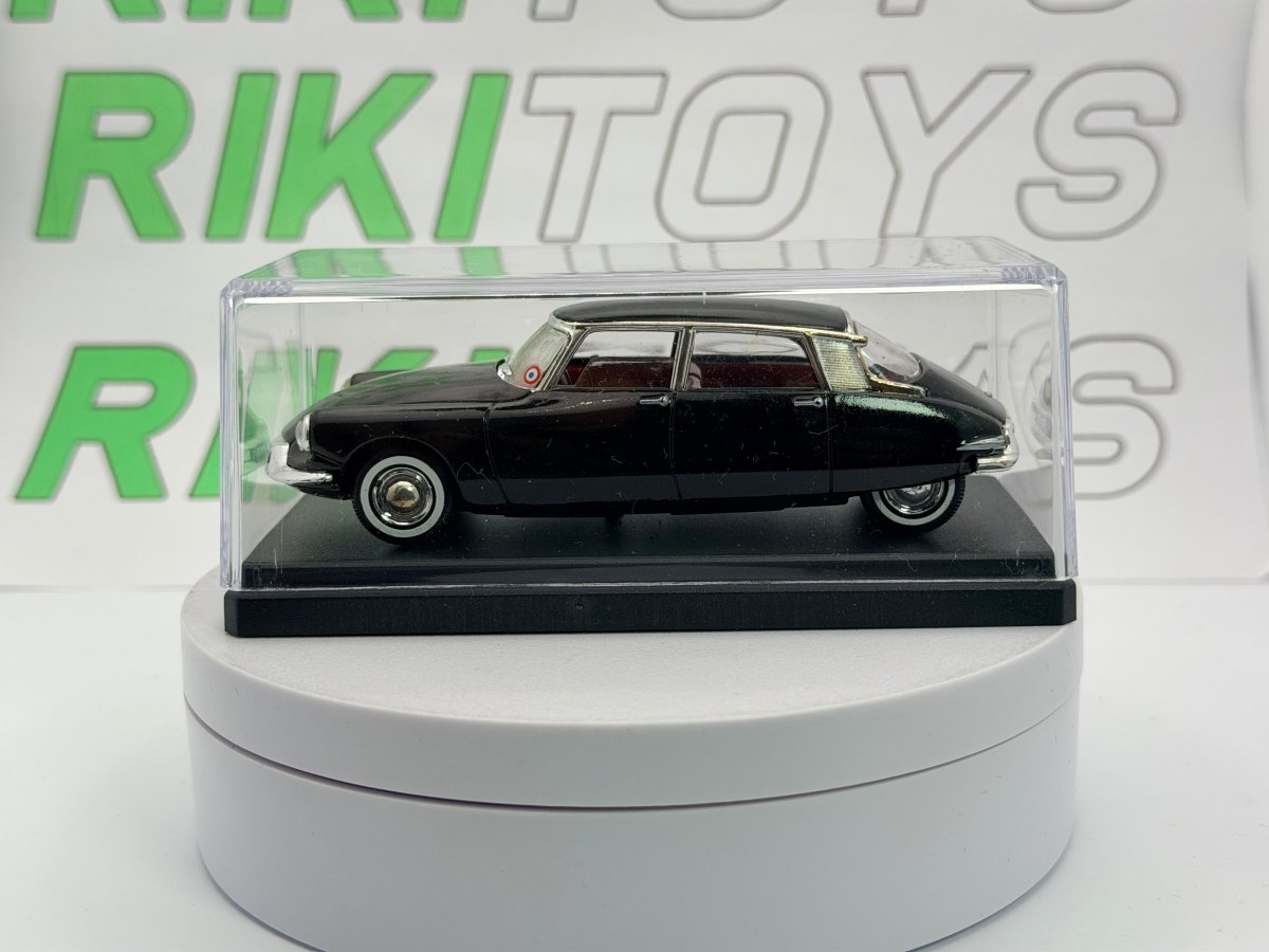 Citroen DS 19 Solido 1/43 Nero 1955 - RikiToys - Solido