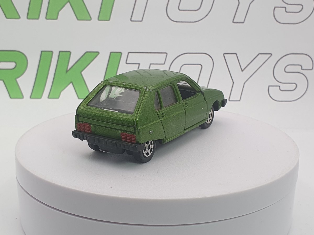 Citroen Visa Hot Wheels 1/43 Verde - RikiToys - Hot Wheels