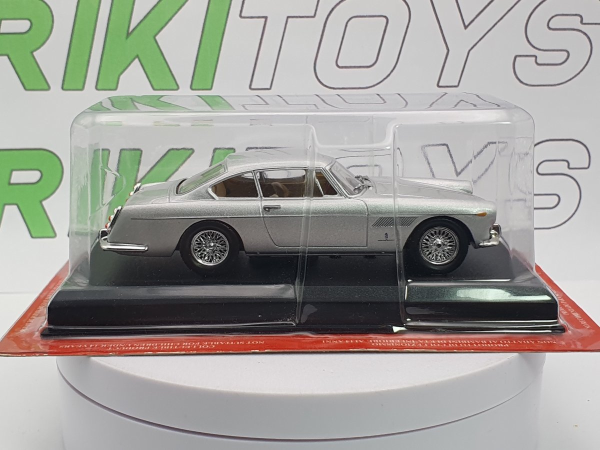 Ferrari 250 GTE 2+2 Edicola 1/43 Argento 1960 - RikiToys - Edicola
