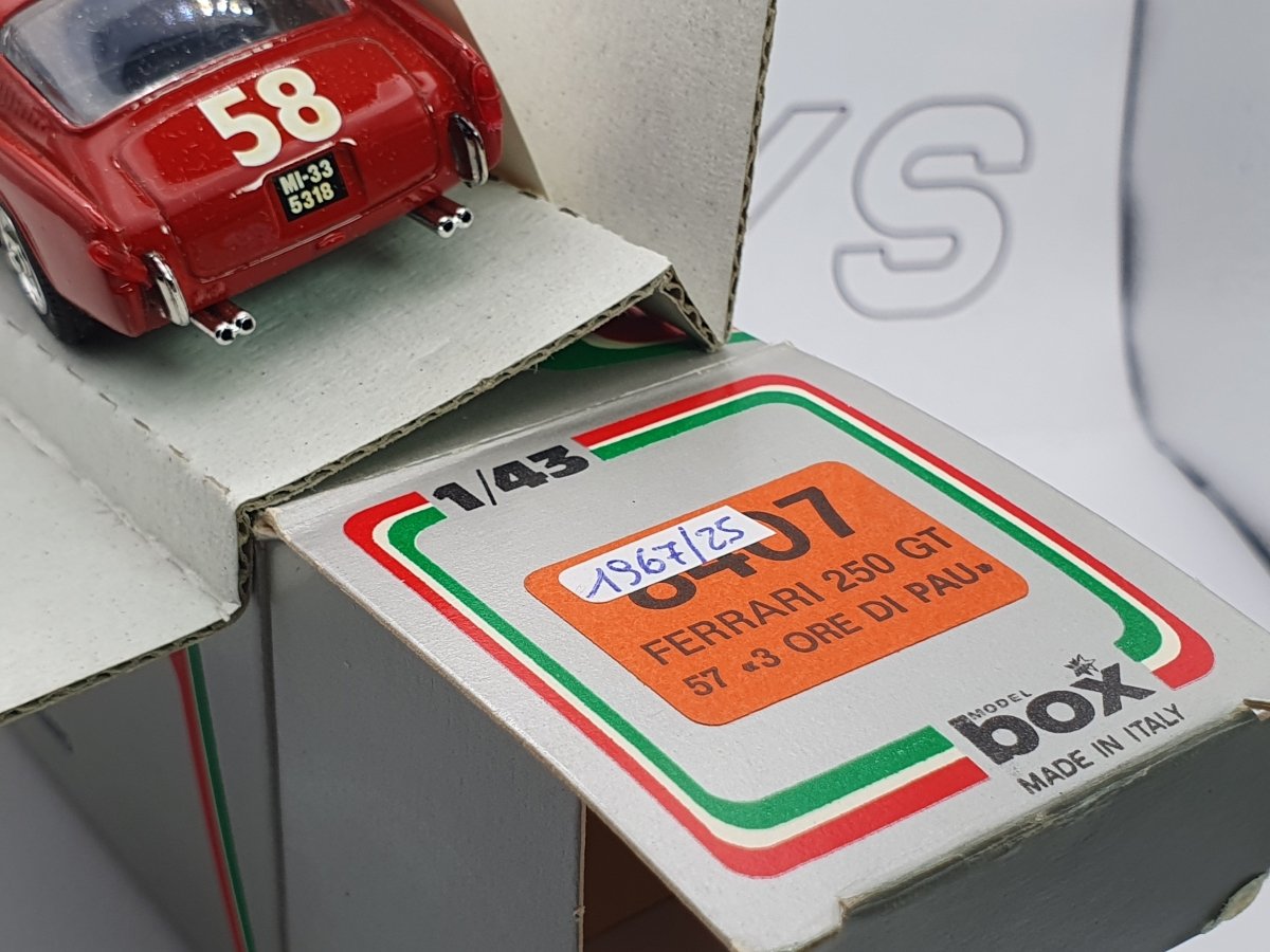 Ferrari 250 TDFrance Box Model 1/43 Rosso 1957 - RikiToys - Box Model