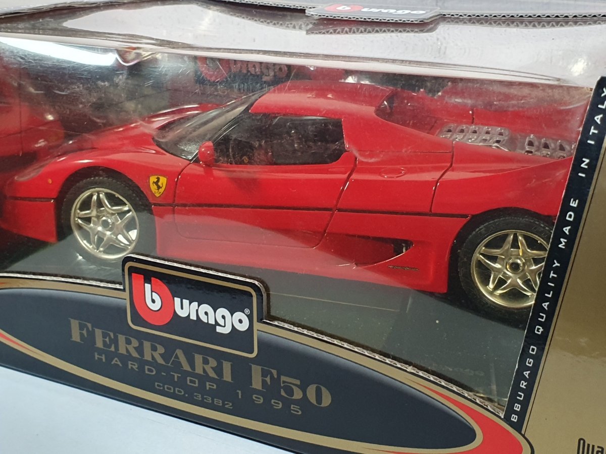 Ferrari F 50 Burago 1/18 Rosso 1996 - RikiToys - Burago