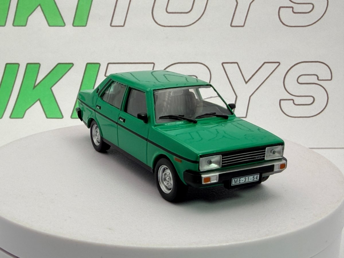 Fiat 131 P Edicola 1/43 Verde - RikiToys - Edicola