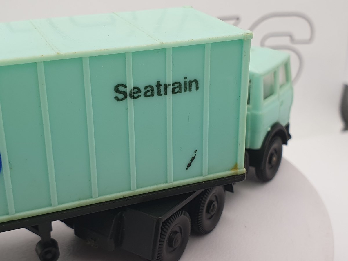 Fiat 170 Lima 1/87 Verde - RikiToys - Lima