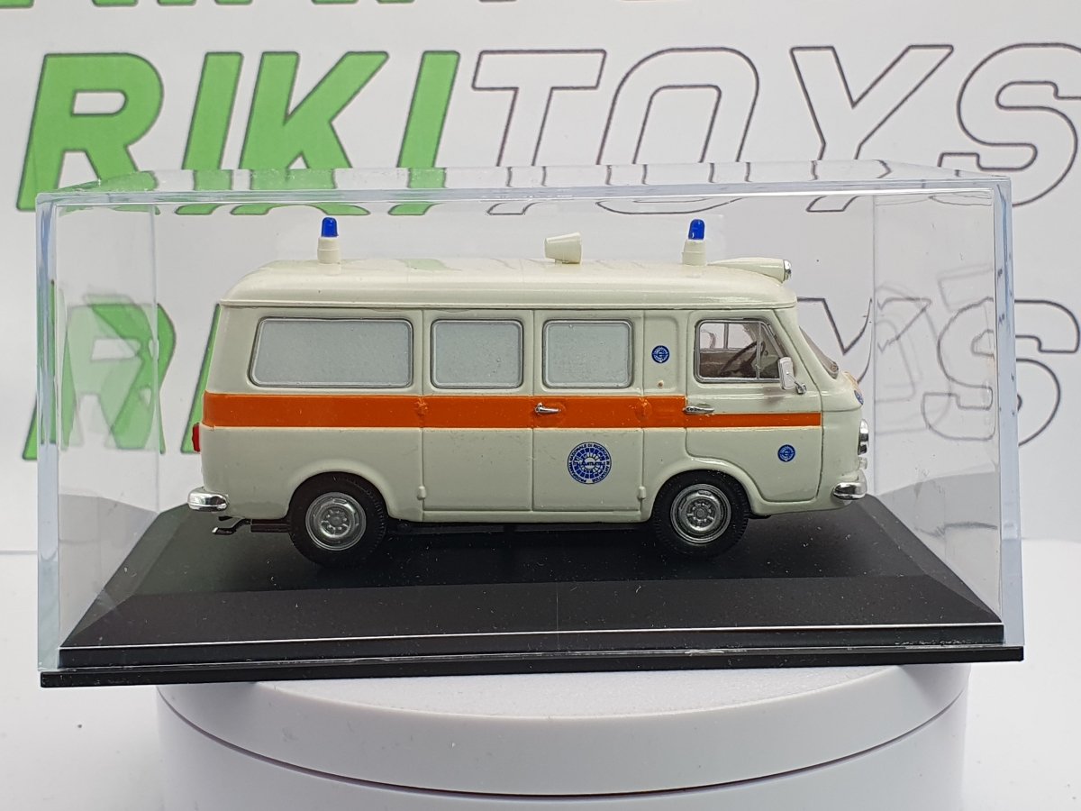Fiat 238 Ambulanza Rio 1/43 Bianco 1967 - RikiToys - Rio#