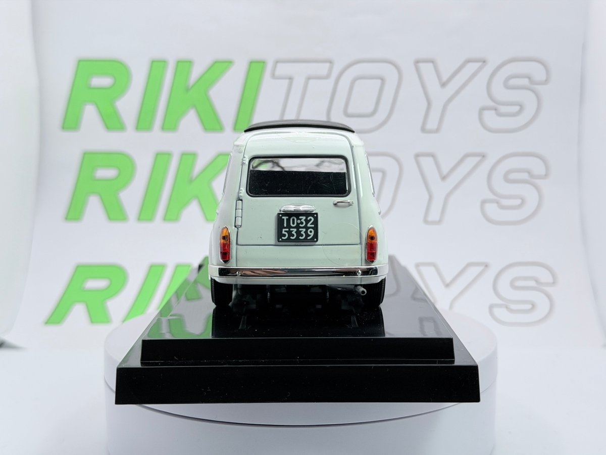 Fiat 500 Giardiniera Leo Models 1/24 Bianco - RikiToys - Leo Models