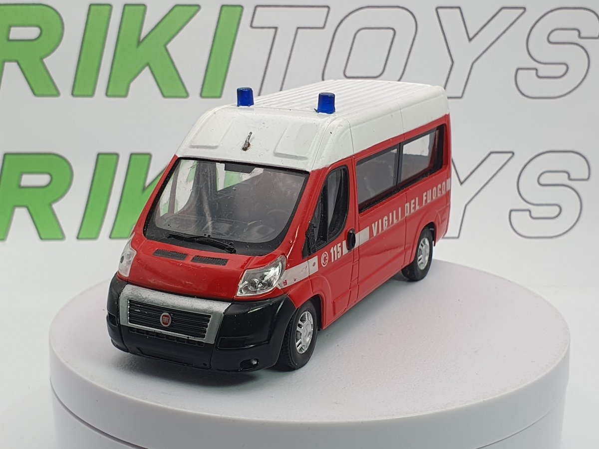 Fiat Ducato Bus Motorama 1/43 Rosso - RikiToys - Motorama