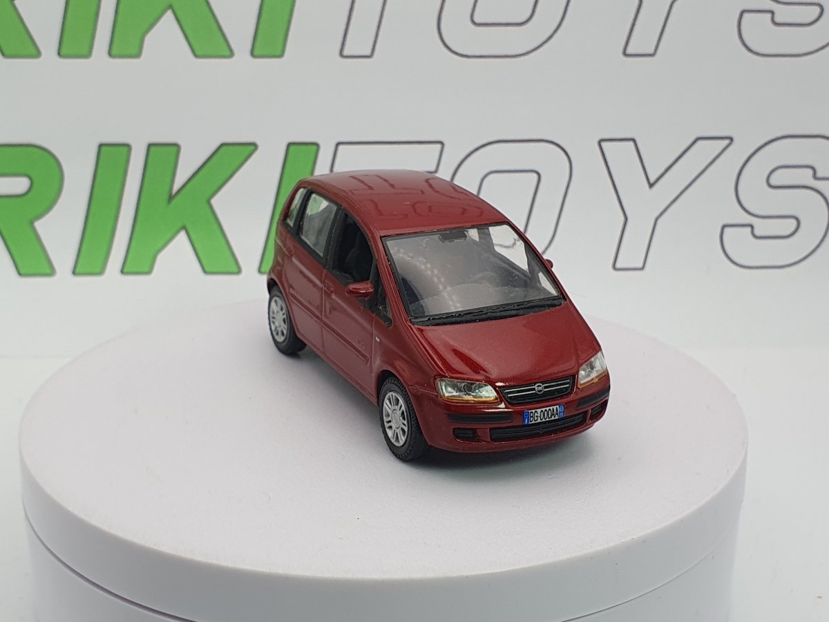 Fiat Idea Norev 1/43 Rosso 2003 - RikiToys - Norev
