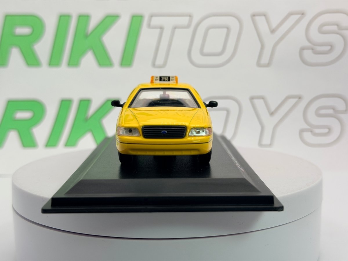 Ford Crown Victoria Edicola 1/43 Giallo - RikiToys - Edicola