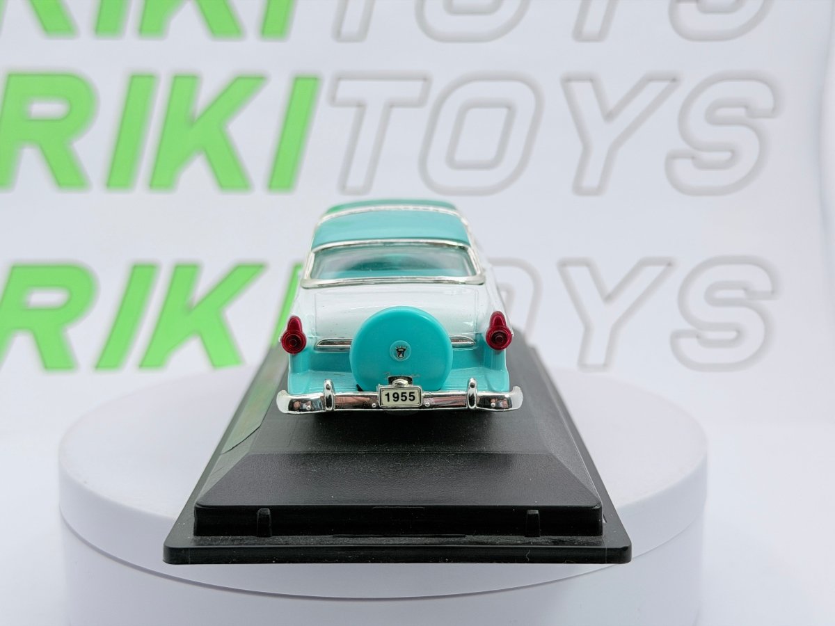 Ford Crown Victoria Road Legend 1/43 Bianco - RikiToys - Road Legend