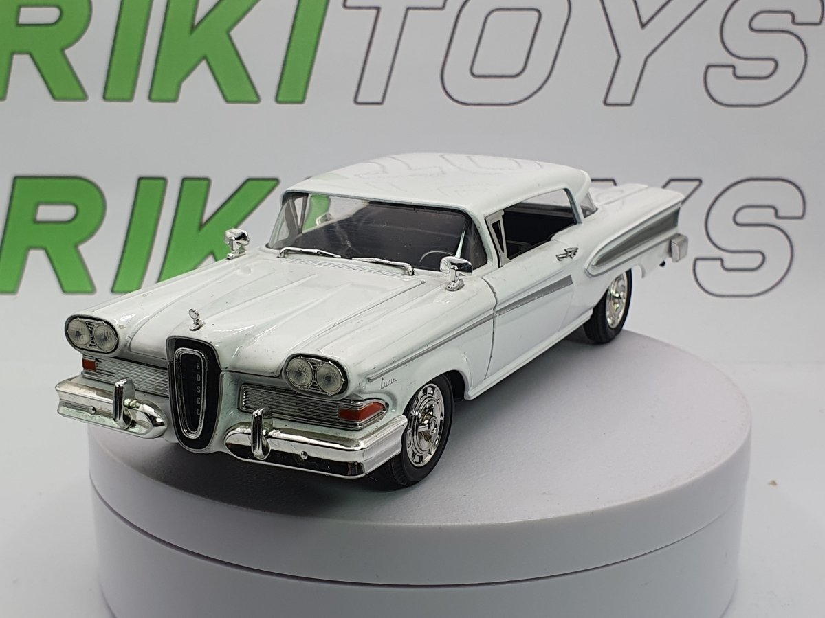 Ford Edsel Citation Arko 1/35 Bianco 1958 - RikiToys - Arko