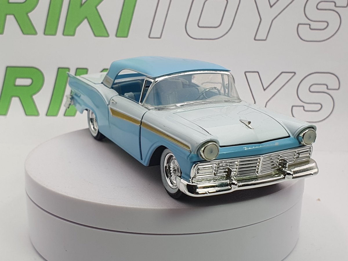 Ford Skyliner Arko 1/35 Azzurro 1957 - RikiToys - Arko