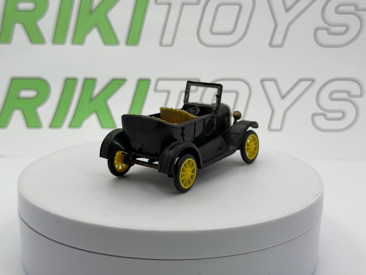 Ford T Cabriolet Politoys Plastica 1/41 Nero 1919 - RikiToys - Politoys Plastica