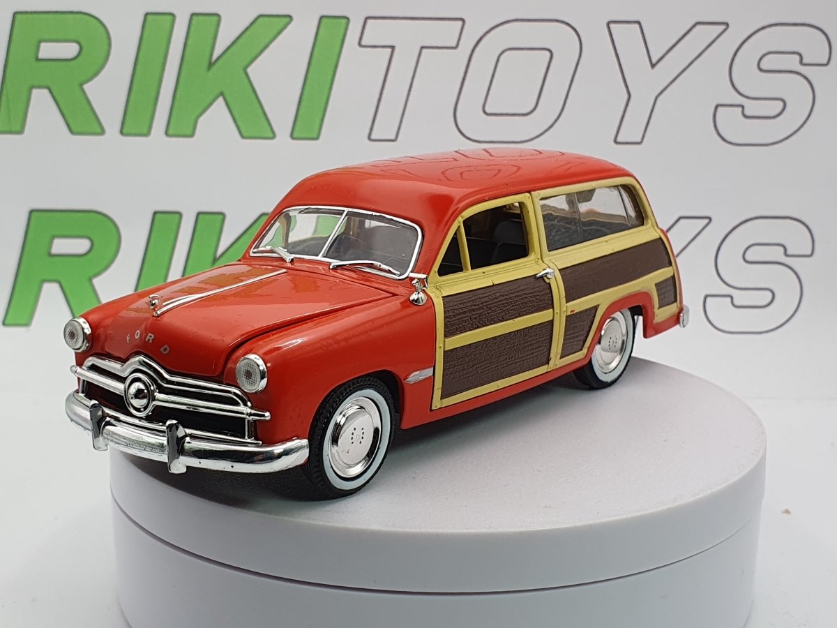 Ford Woody Wagon Arko 1/35 Corallo 1949 - RikiToys - Arko