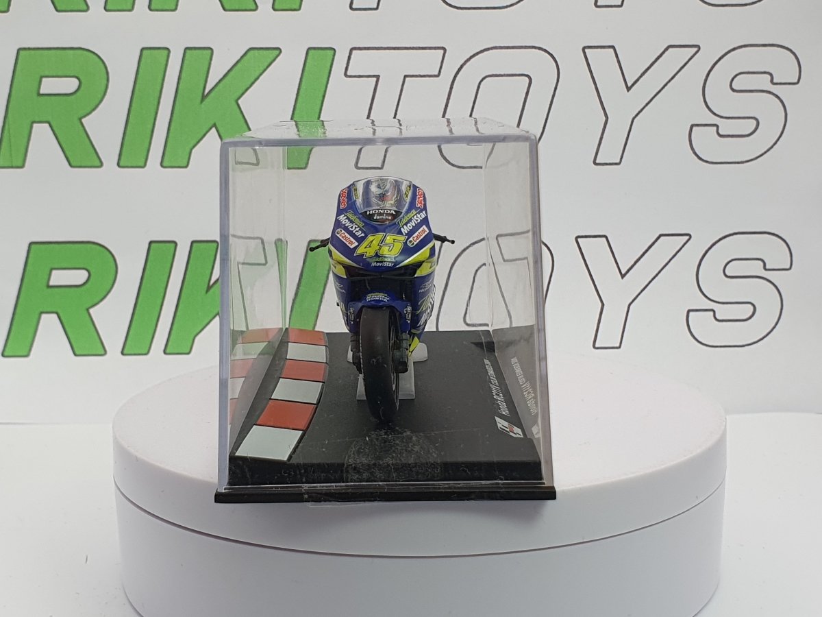 Honda RC 211 V Edicola 1/24 Blu 2004 - RikiToys - Edicola#