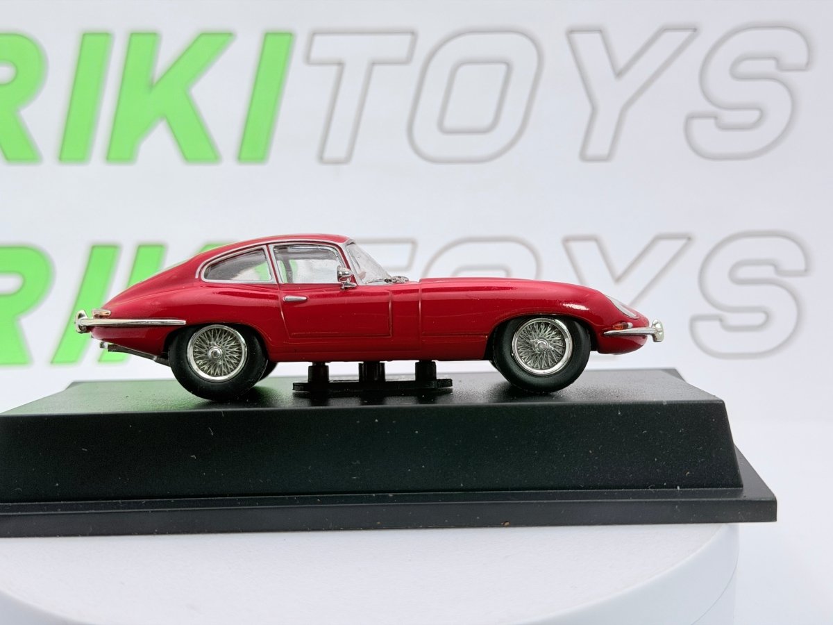 Jaguar E Coupè Edicola 1/43 Rosso - RikiToys - Edicola