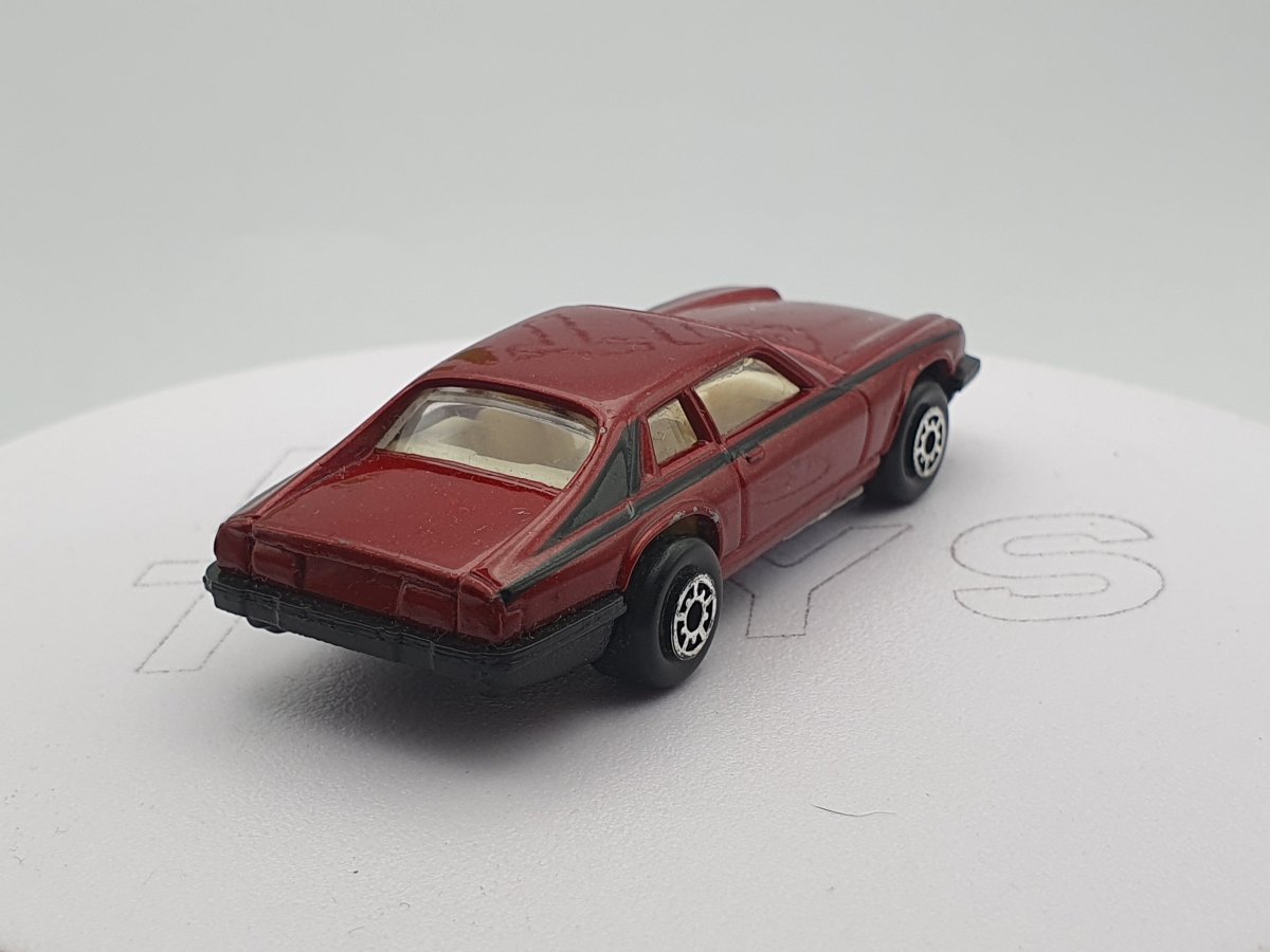 Jaguar XJS Coupé Maisto 1/60 - RikiToys - Maisto#