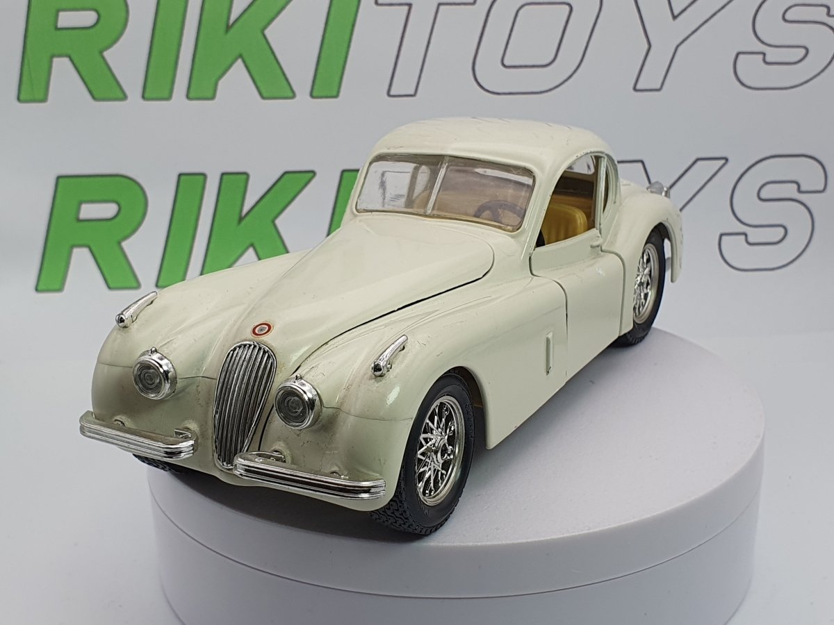 Jaguar XK 120 Burago 1/24 Bianco 1948 - RikiToys - Burago#