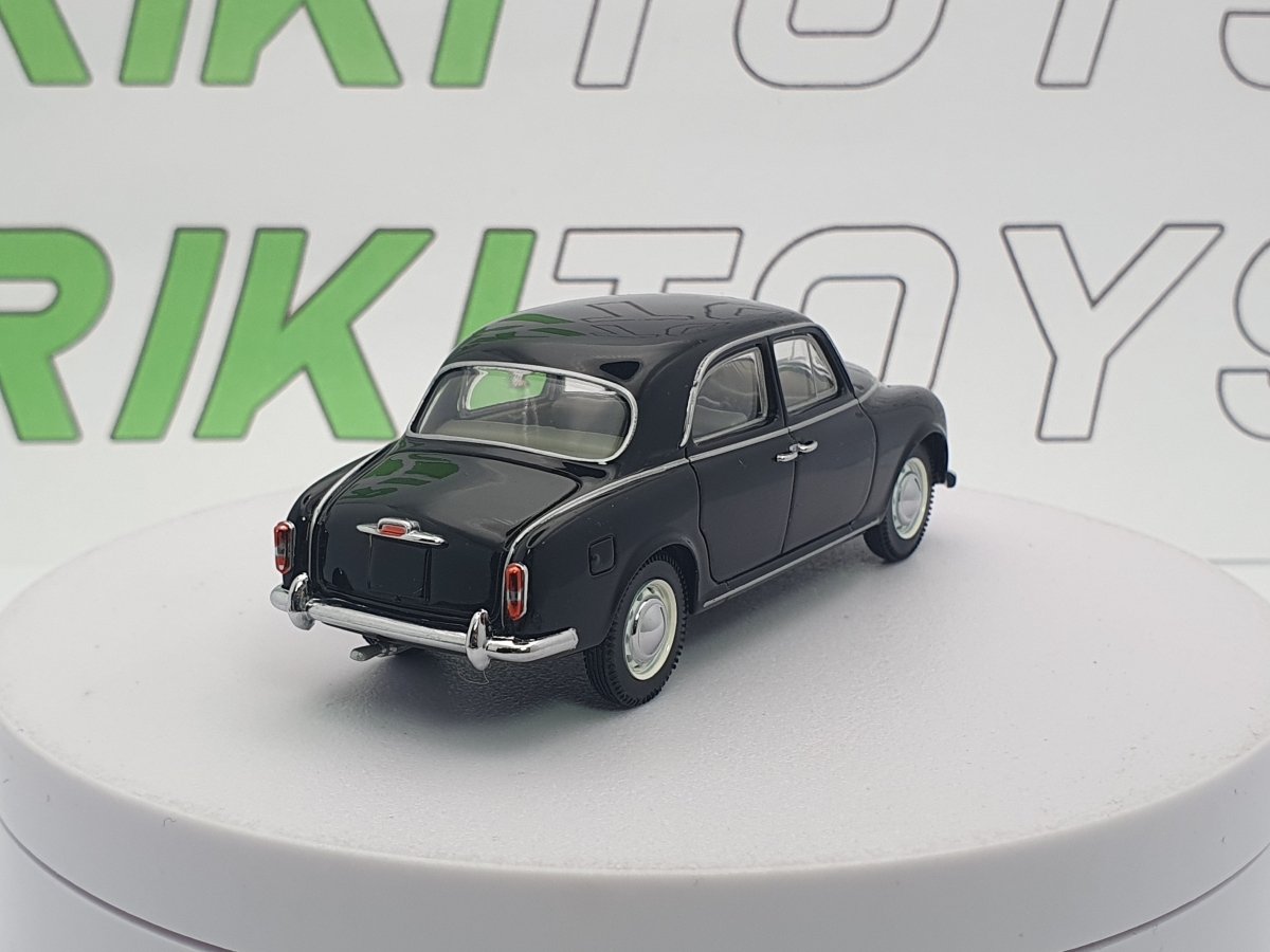 Lancia Appia 2 Serie Norev 1/43 Nero 1956 - RikiToys - Norev