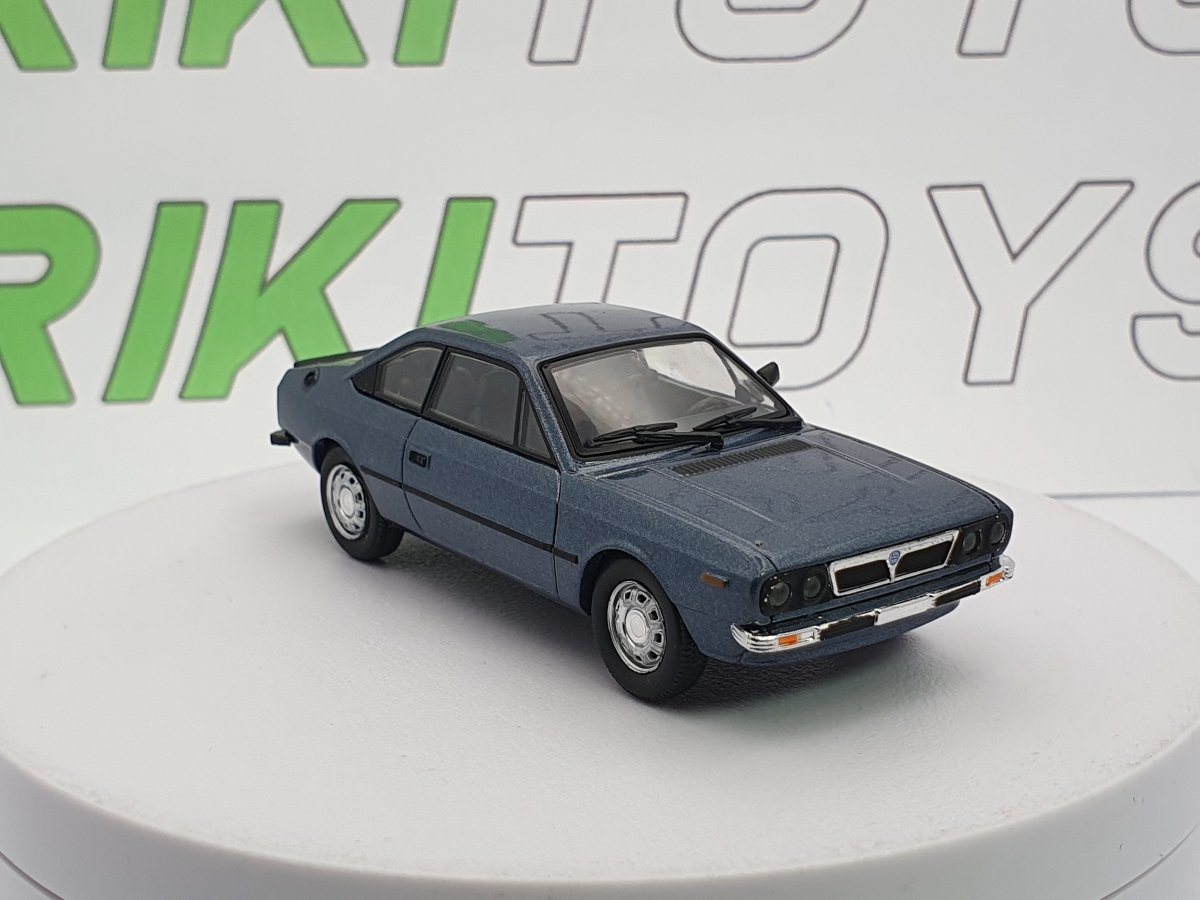 Lancia Beta Coupè Norev 1/43 Blu 1980 - RikiToys - Norev