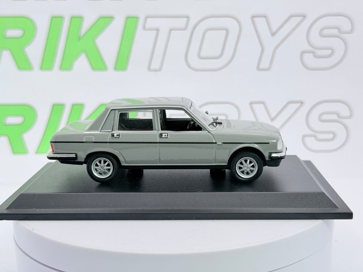 Lancia Beta Trevi VX Norev 1/43 Grigio 1983 - RikiToys - Norev