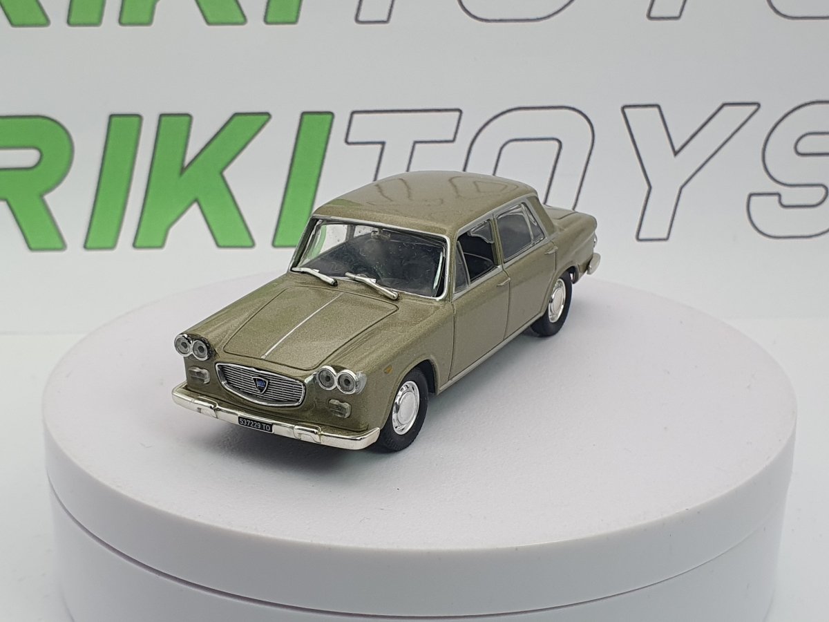 Lancia Flavia Berlina Norev 1/43 Oro 1961 - RikiToys - Norev