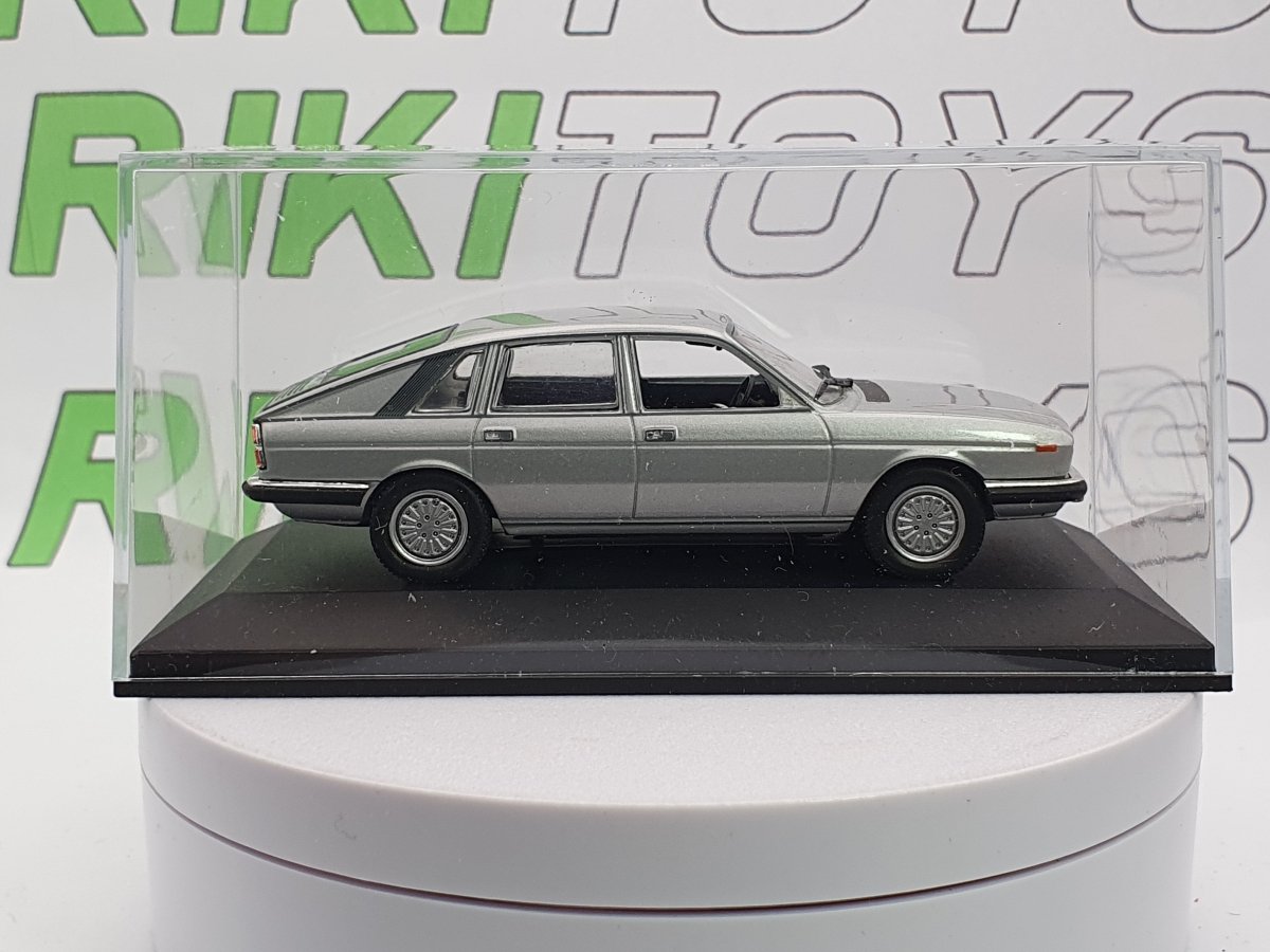 Lancia Gamma Berlina Norev 1/43 Argento 1980 - RikiToys - Norev