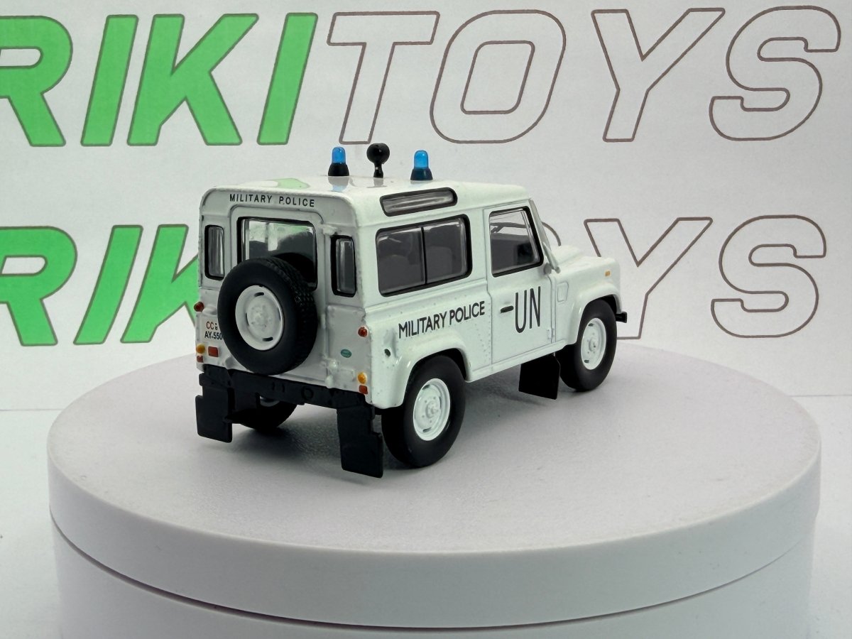 Land Rover Defender 90 Edicola 1/43 Bianco - RikiToys - Edicola