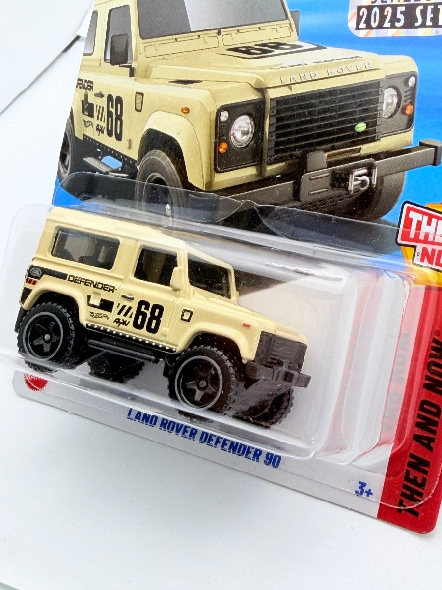 Land Rover Defender 90 Hot Wheels 1/60 Beige - RikiToys - Hot Wheels#