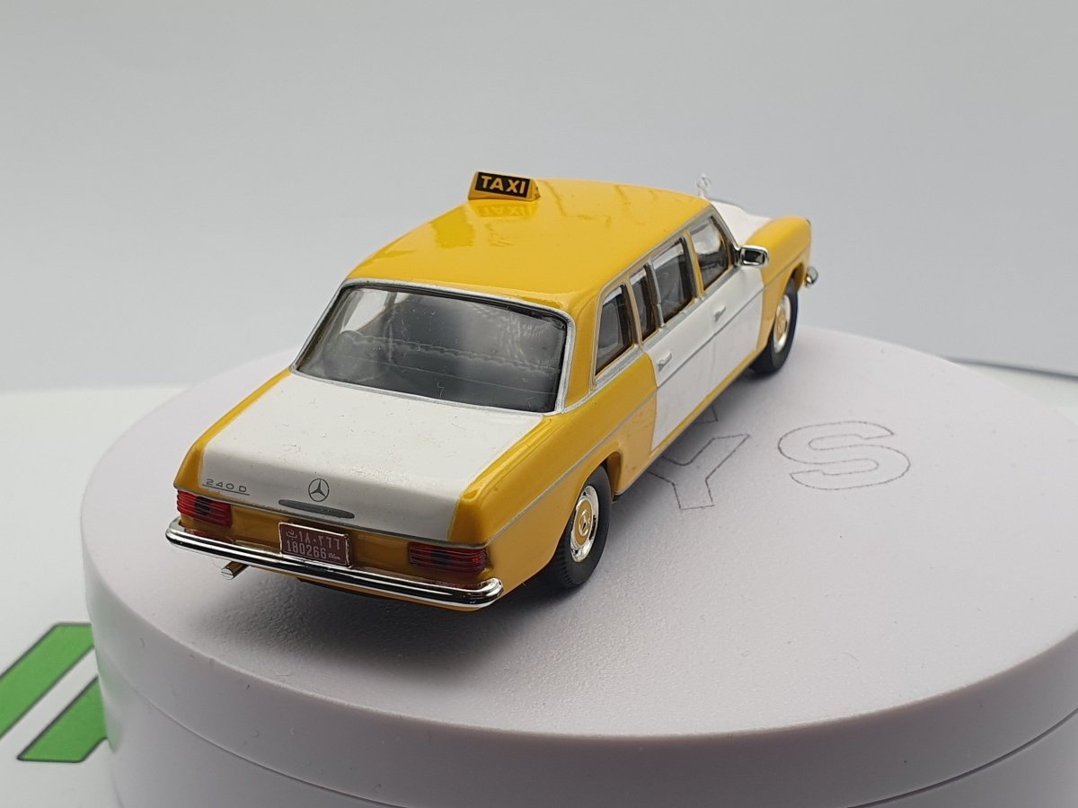 Mercedes 200 D Limousine Taxi Edicola 1/43 - RikiToys - Edicola#