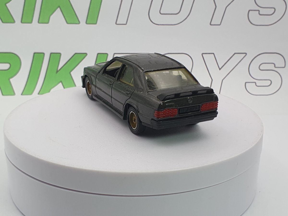 Mercedes Benz 190 2.3 16v Solido 1/43 Nero - RikiToys - Solido