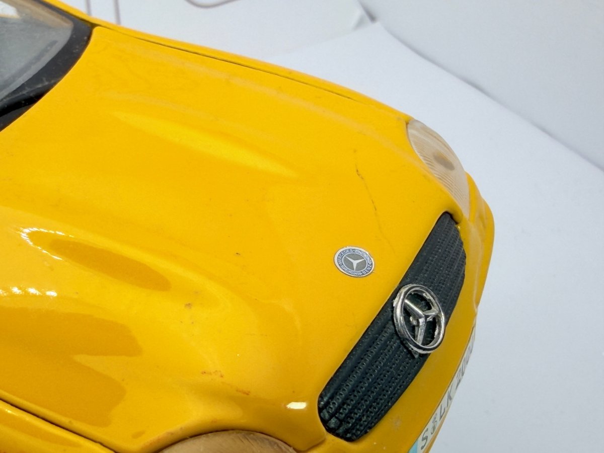 Mercedes Benz 200 SLK R 170 Maisto 1/24 Giallo 1988 - RikiToys - Maisto#