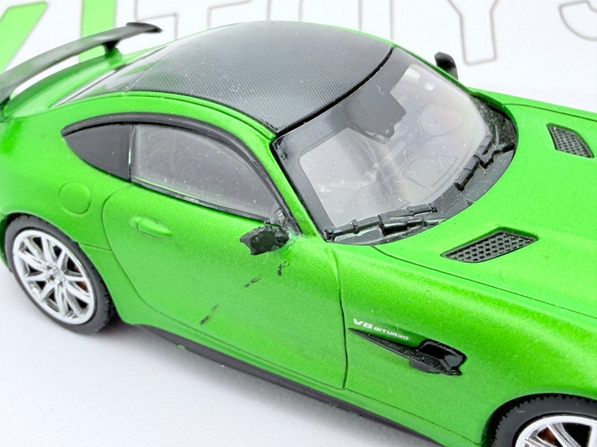 Mercedes Benz AMG GT-R Norev 1/43 Verde - RikiToys - Norev