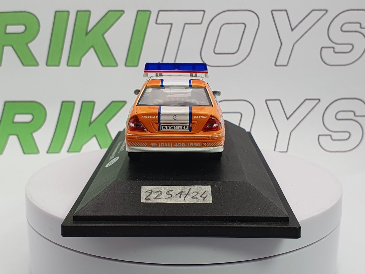 Mercedes Benz Classe C Edicola 1/43 Bianco 2002 - RikiToys - Edicola