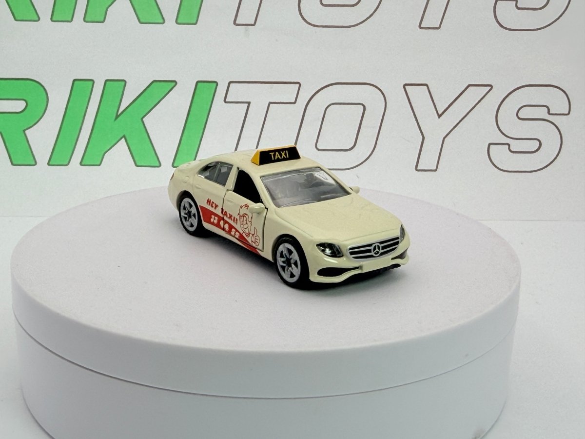 Mercedes Benz E 350 D Taxi Siku 1/60 Beige - RikiToys - Siku