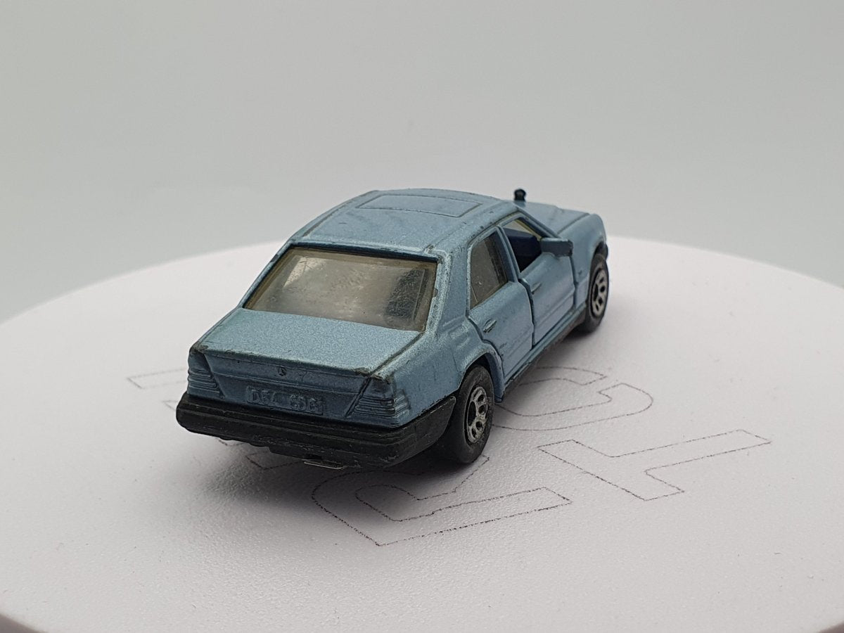 Mercedes W124 Matchbox 1/60 - RikiToys - Matchbox#