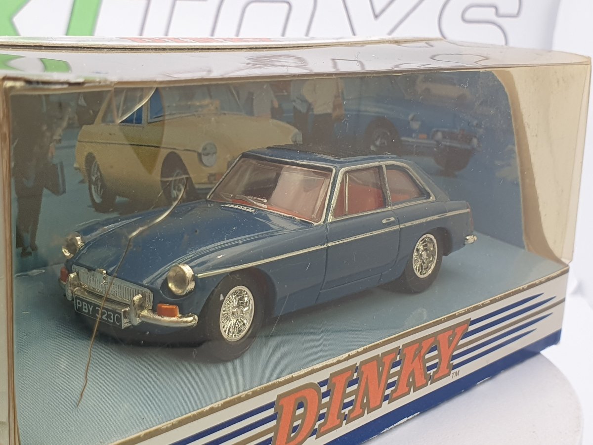 MG B GT Dinky 1/43 Blu 1965 - RikiToys - Dinky
