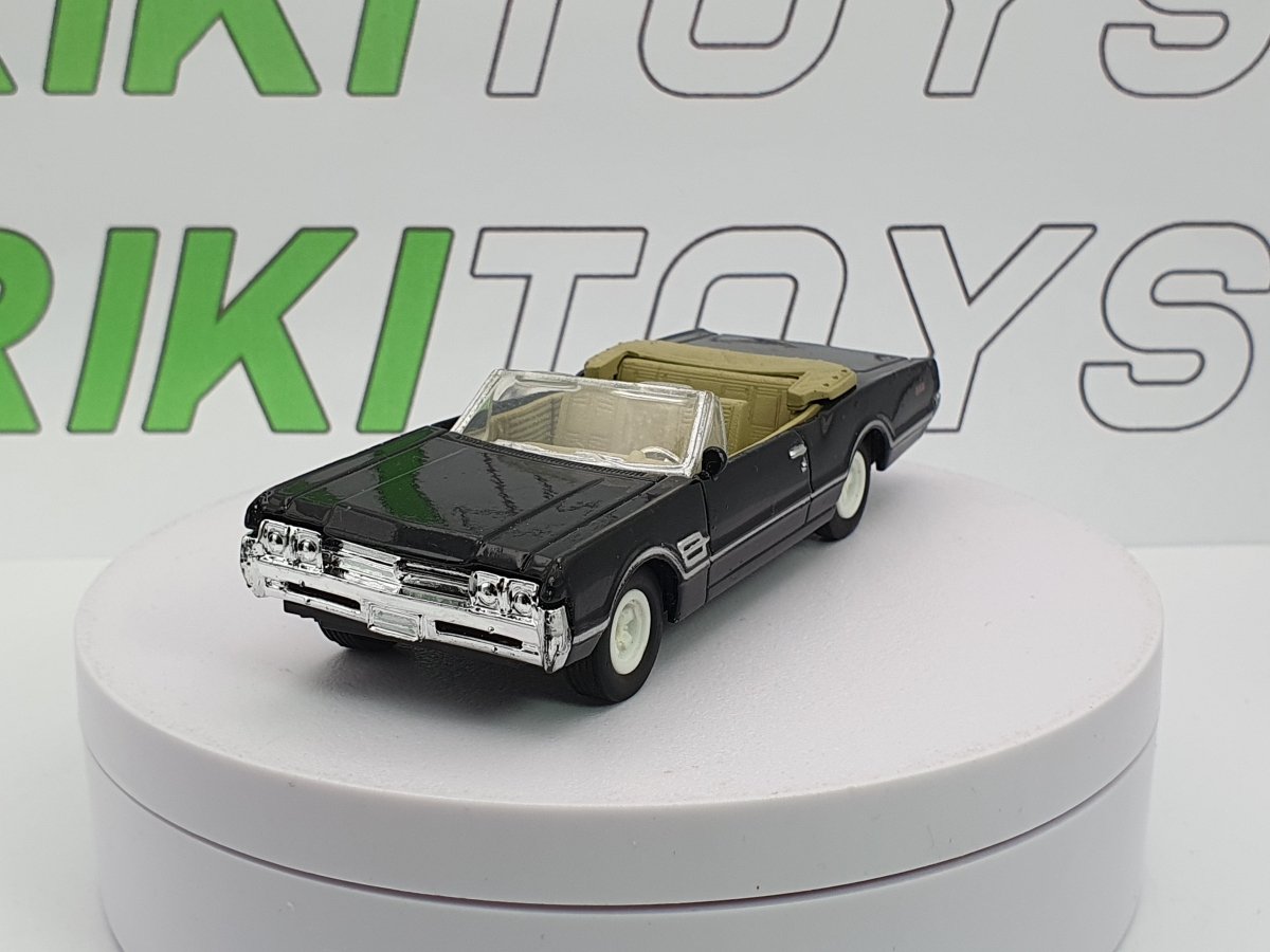 Oldsmobile 442 (1966) New Ray 1/43 - RikiToys - New Ray#