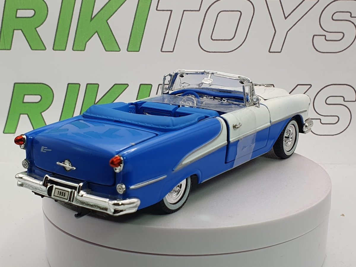 Oldsmobile Super 88 Arko 1/35 Bianco 1955 - RikiToys - Arko