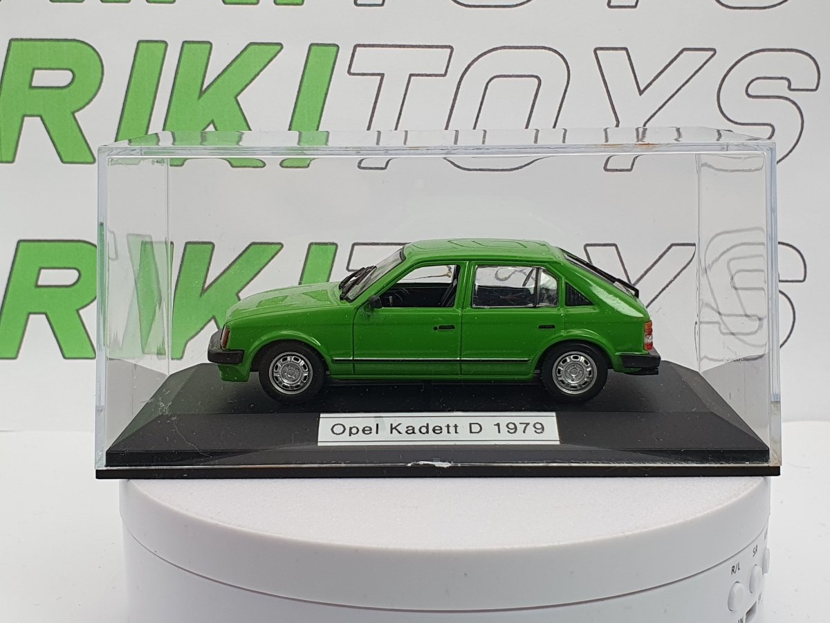 Opel Kadett D Edicola 1/43 Verde 1979 - RikiToys - Edicola#