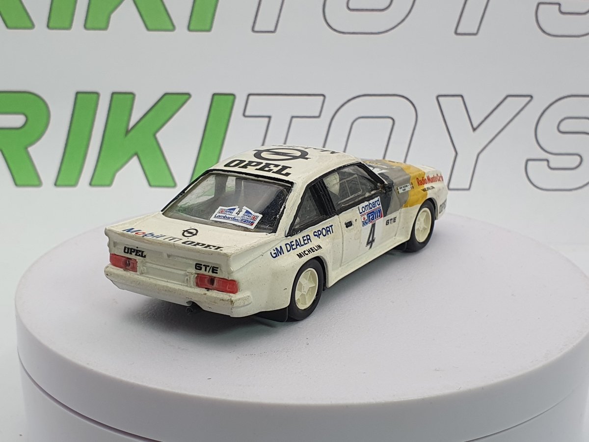 Opel Manta 400 Vitesse 1/43 Bianco - RikiToys - Vitesse