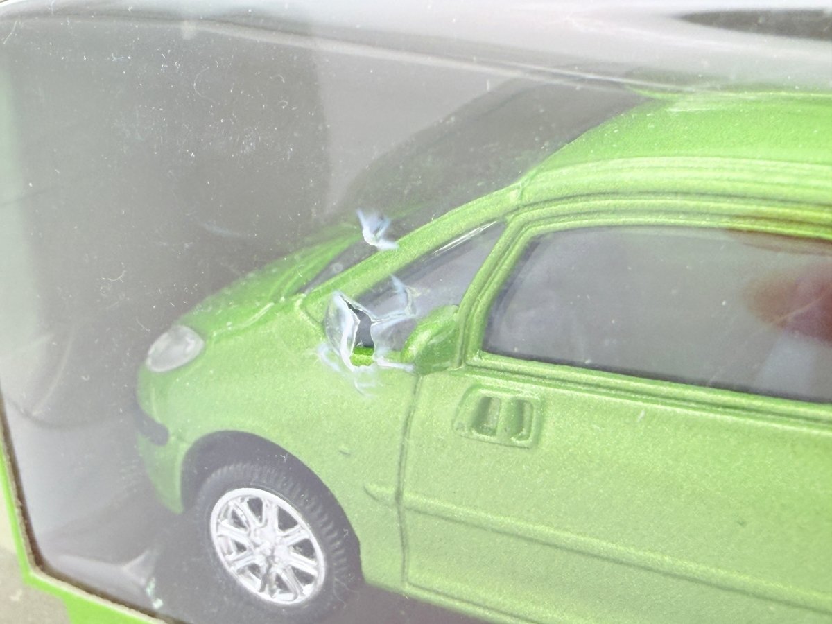 Peugeot 1007 Nover 1/60 Verde - RikiToys - Nover