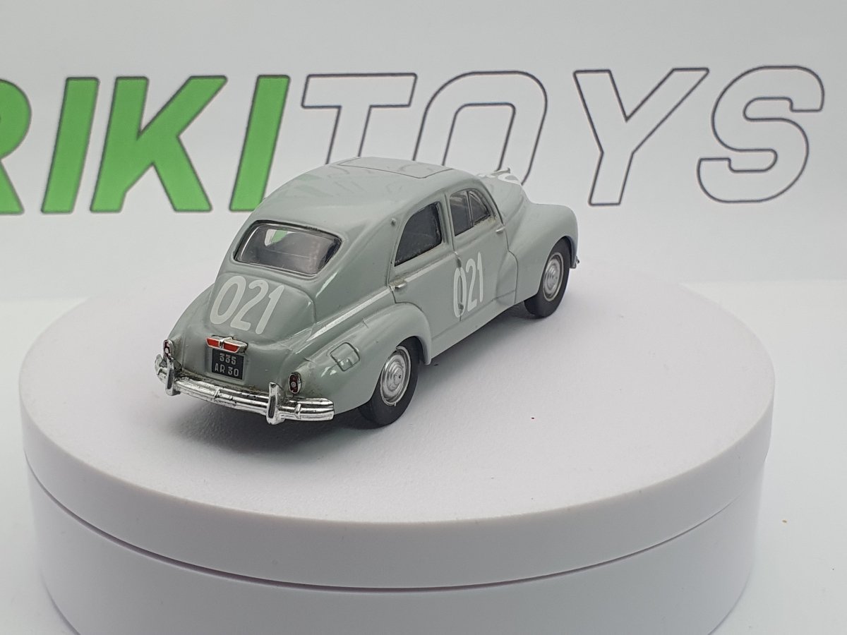 Peugeot 203 Norev 1/43 Grigio 1948 - RikiToys - Norev