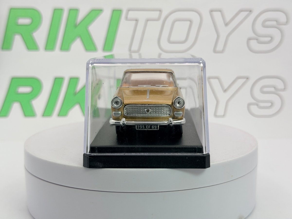 Peugeot 404 Berlina Edicola 1/43 Oro 1968 - RikiToys - Edicola