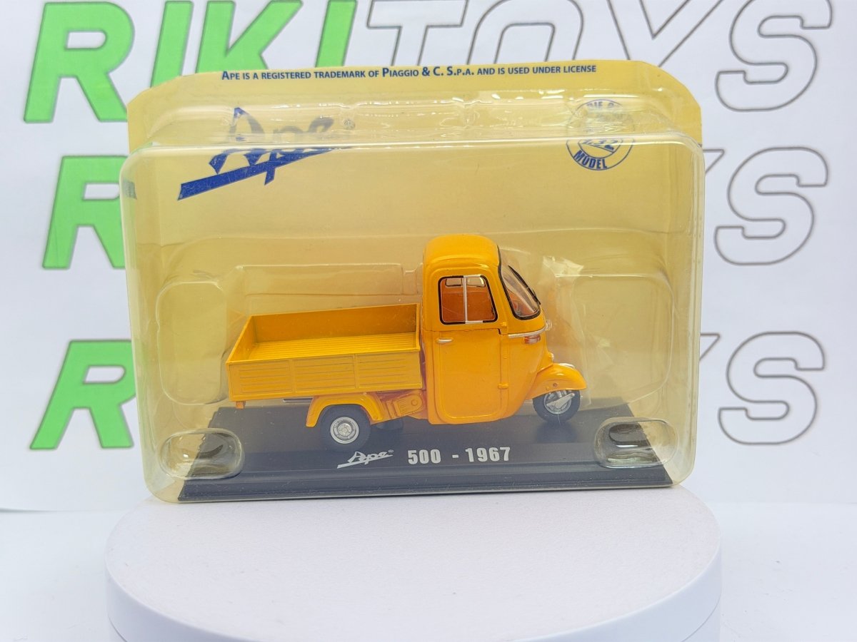 Piaggio Ape 500 Italeri 1/32 Giallo 1967 - RikiToys - Italeri