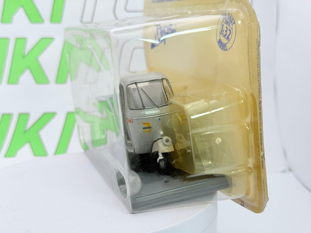 Piaggio Ape Calessino C3 Italeri 1/32 Grigio 1960 - RikiToys - Italeri